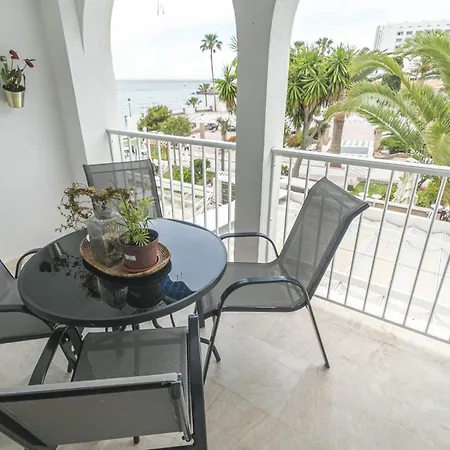 Sun Fuentes Apartment